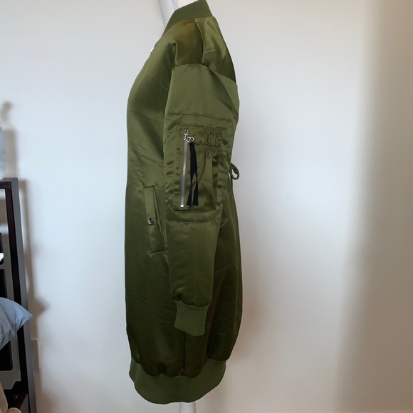 Oversized Bomber Jacket - Picture 3 of 6